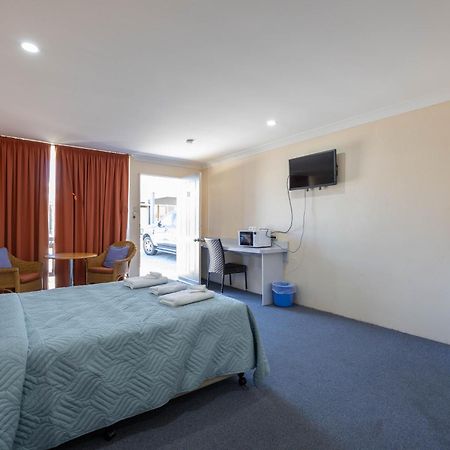Alexander Motel Warwick Dış mekan fotoğraf