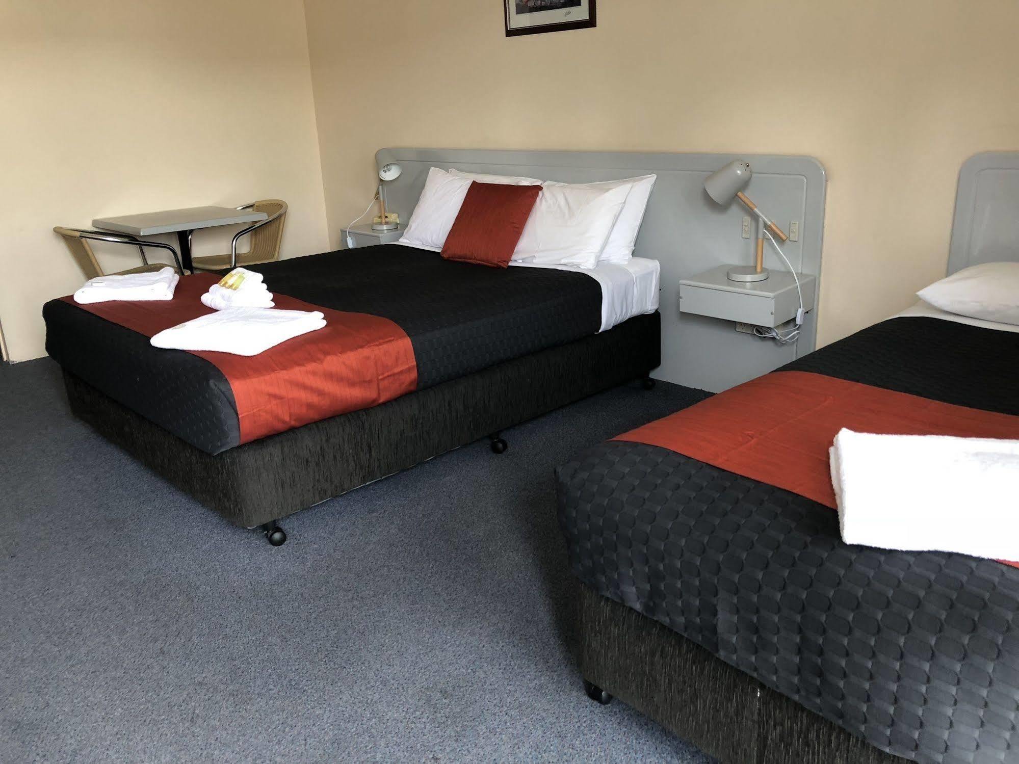 Alexander Motel Warwick Dış mekan fotoğraf