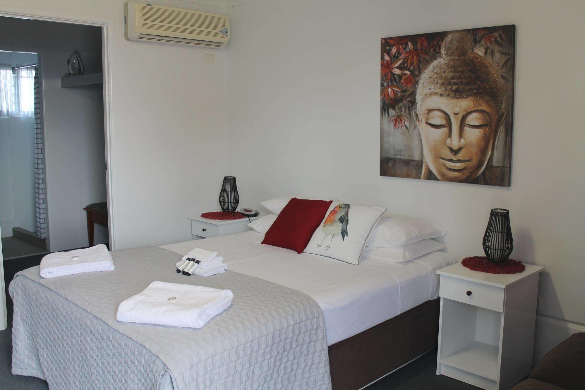 Alexander Motel Warwick Dış mekan fotoğraf